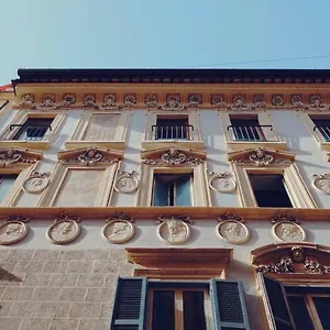 Palazzo Lupardi Relais Bed and breakfast